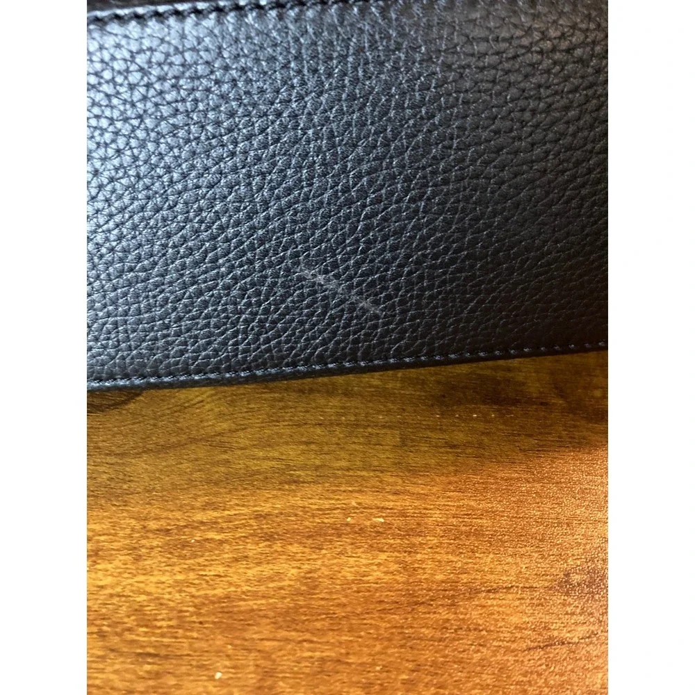Kate Spade Black Leather Crossbody Bag Gold Hardware‎ Flap Closure